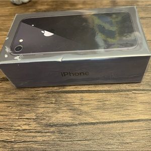 64 GB never opened, brand new iPhone 8